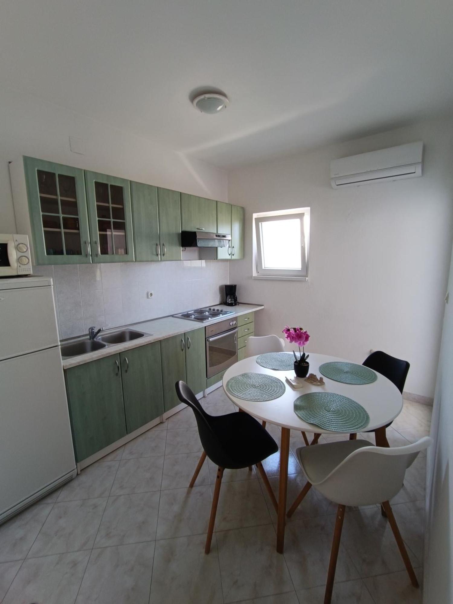 Apartman Burčul Sukosan Bagian luar foto